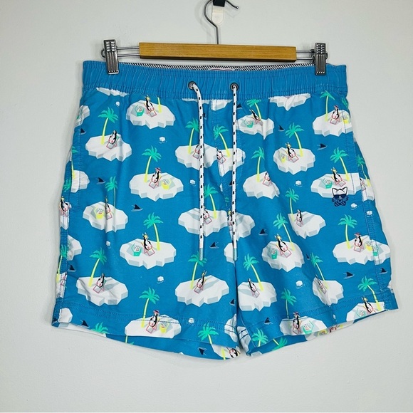 Party Pants Chillin Penguins Tropical USA Swim Trunks M - Picture 3 of 8